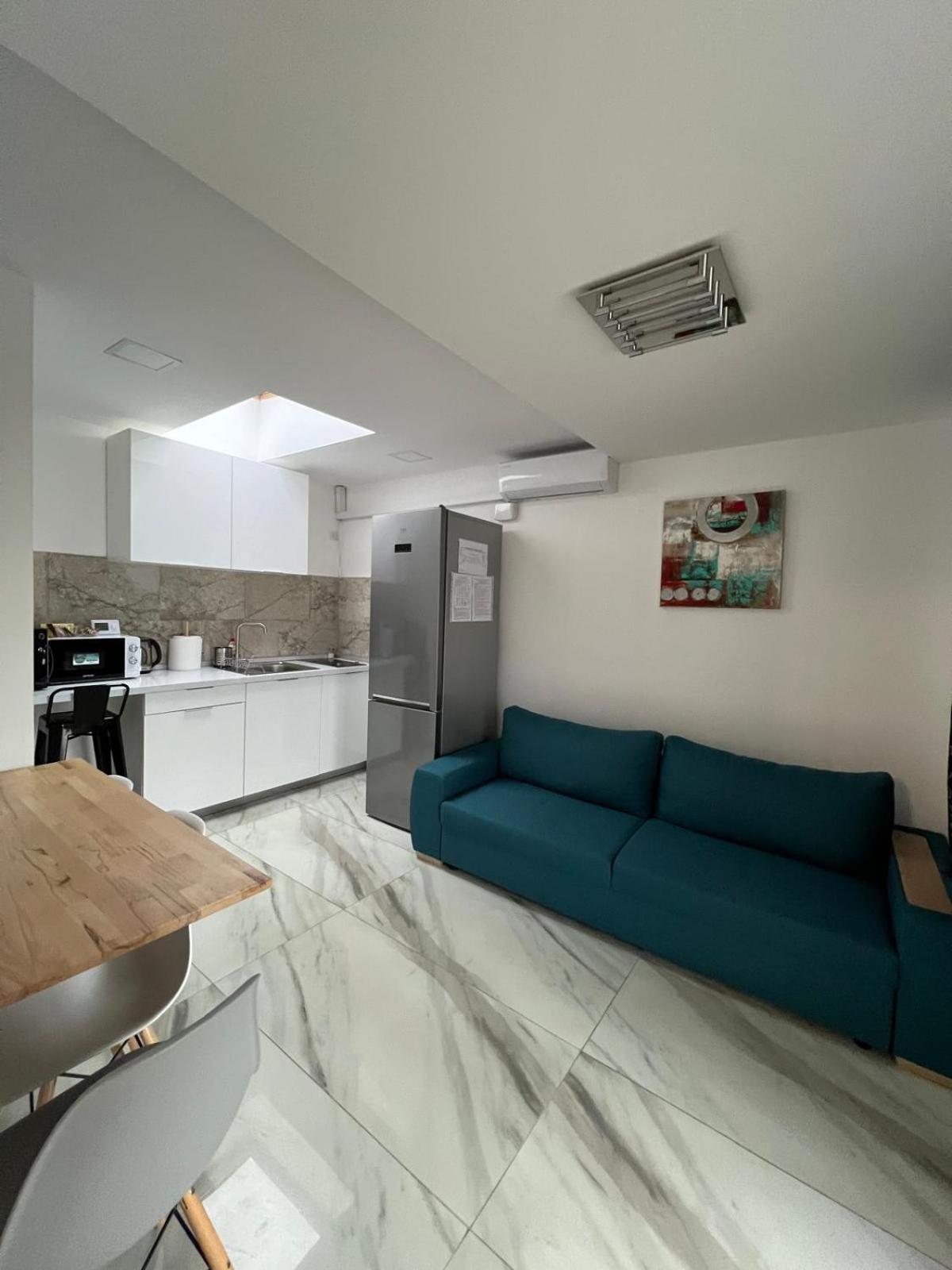Luxus Cluj Airport Apartments Exterior photo