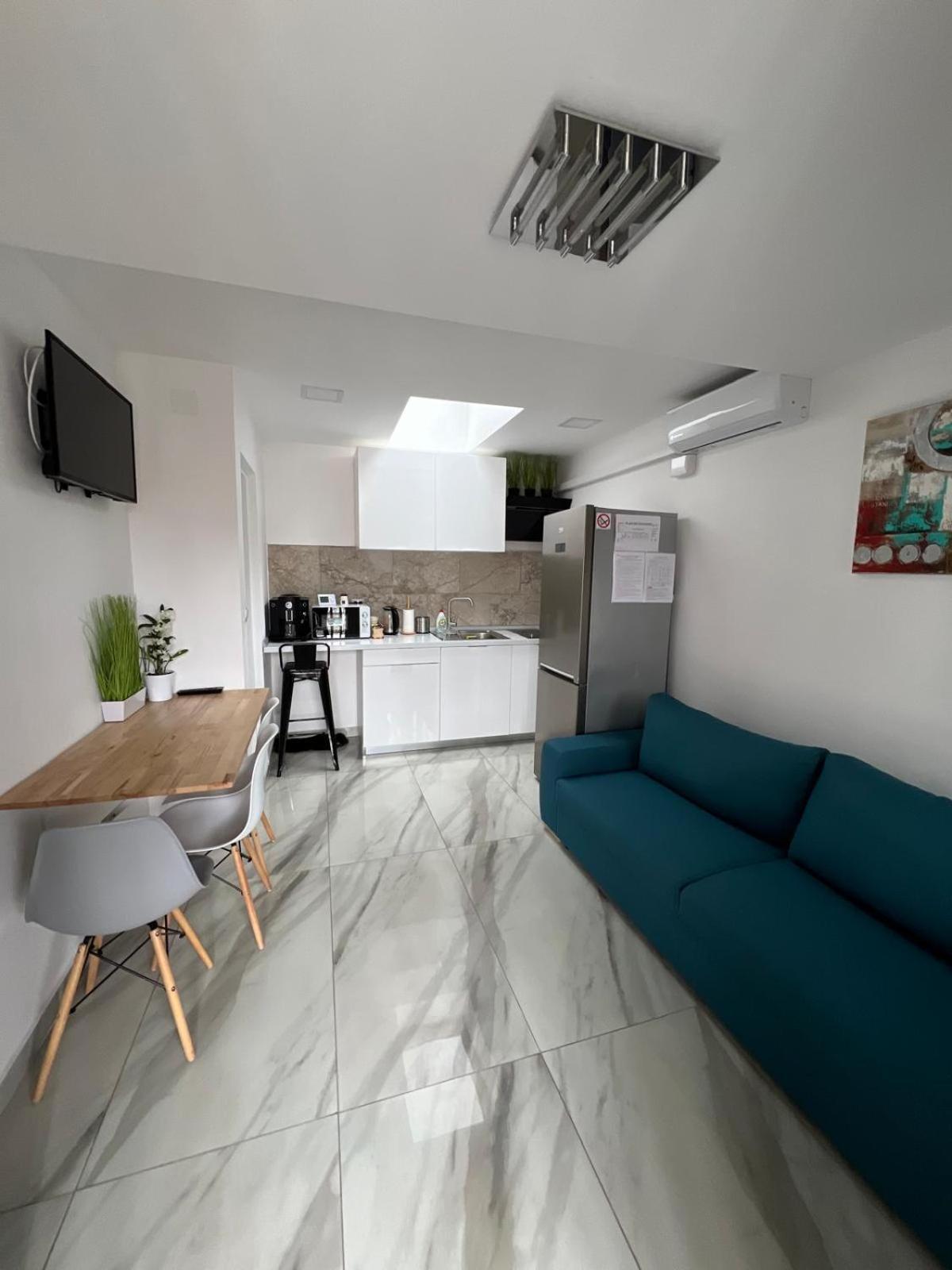 Luxus Cluj Airport Apartments Exterior photo